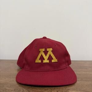Vintage 80s Minnesota Golden Gophers Sports Tee Men’s